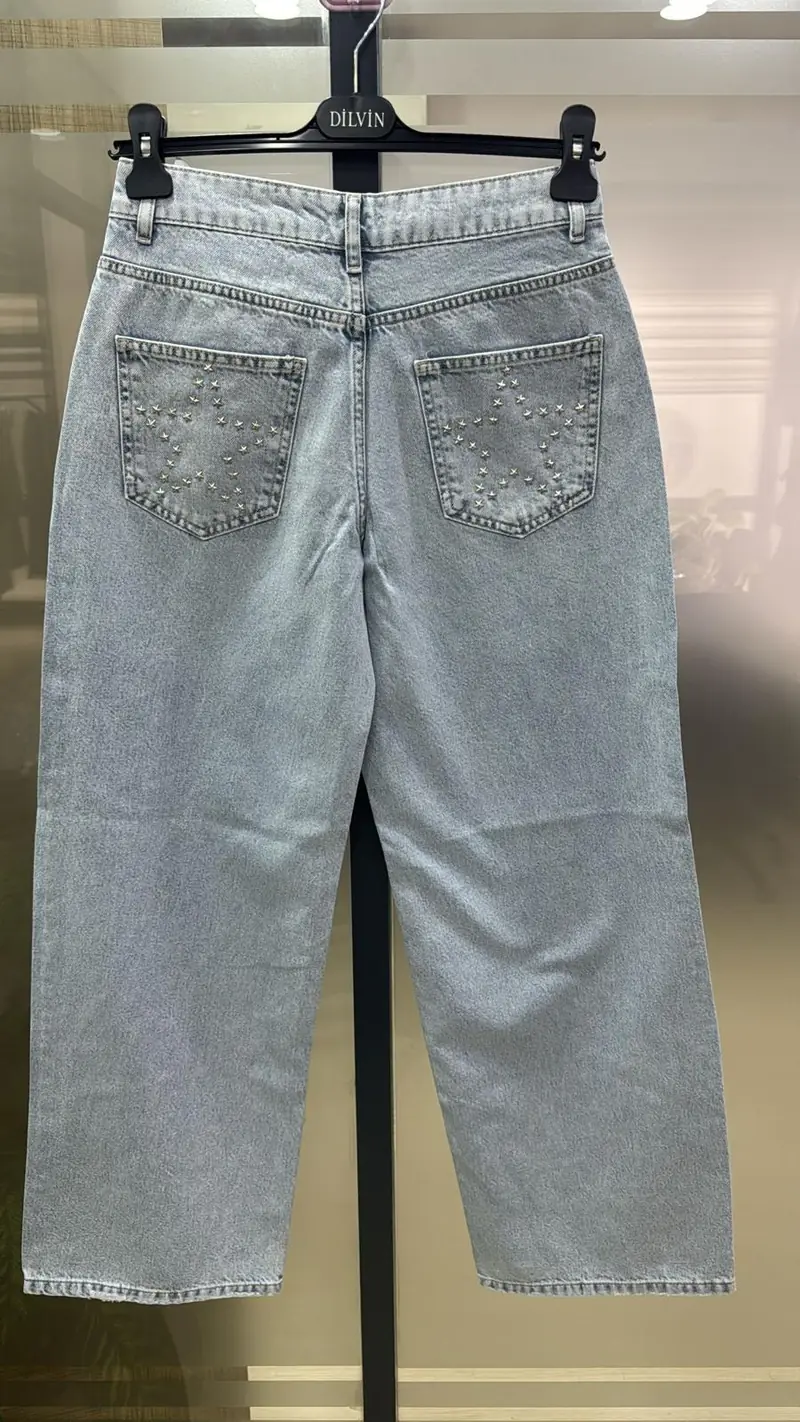 Denim garment produced by Cherryrose Textile in Türkiye